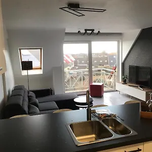 https://de-wolfkes.ostend-hotel.net